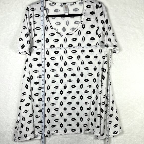 LuLaRoe Perfect T Football Print Neutral Black White Total Comfort Team Spirit M - Picture 8 of 14